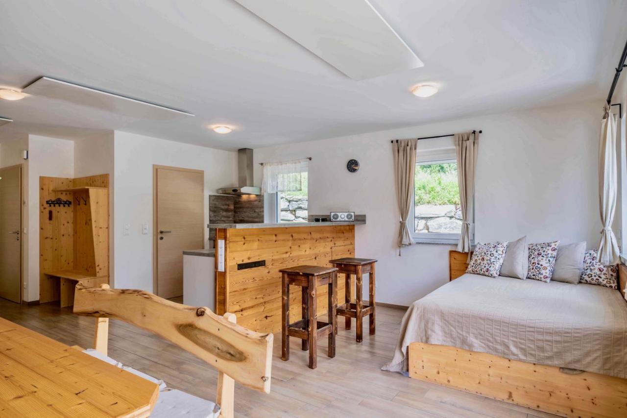 4Luxurioeses Ferienhaus In Traumhafter Landschaft Dobriach Bagian luar foto